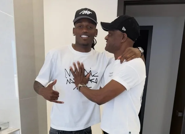 Frank Leão A Voz por Trás do Craque Rafael Leão e a Odisseia de um Artista entre Angola e Portugal